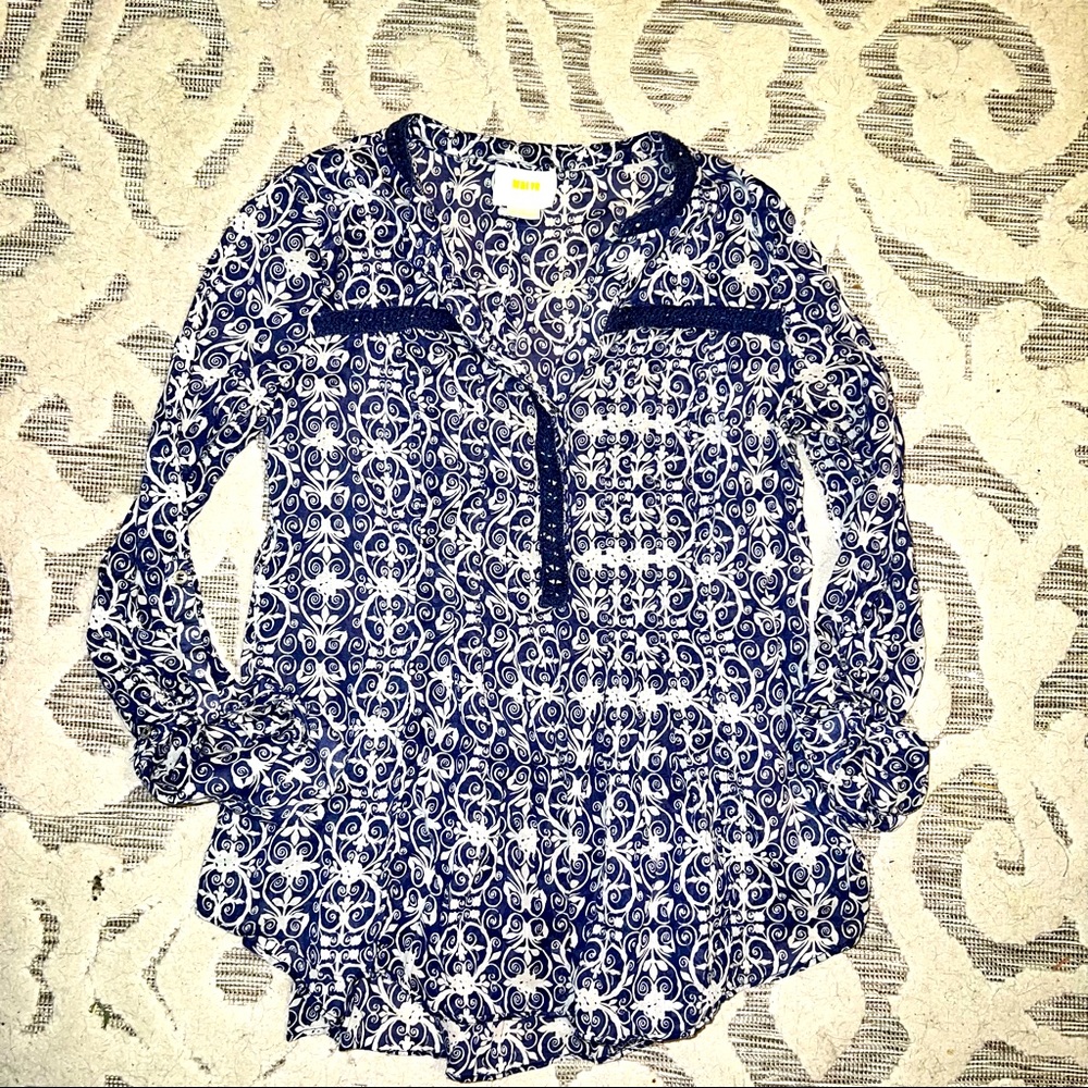 Maeve Blue White Pattern Long Sleeve Top Blouse Size 6
